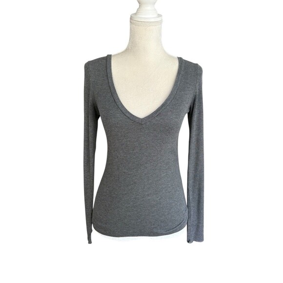 Revolve LNA Long Sleeve Ribbed Top Women's Size XS V-Neck Dark Gray Fitted Soft - Picture 2 of 12